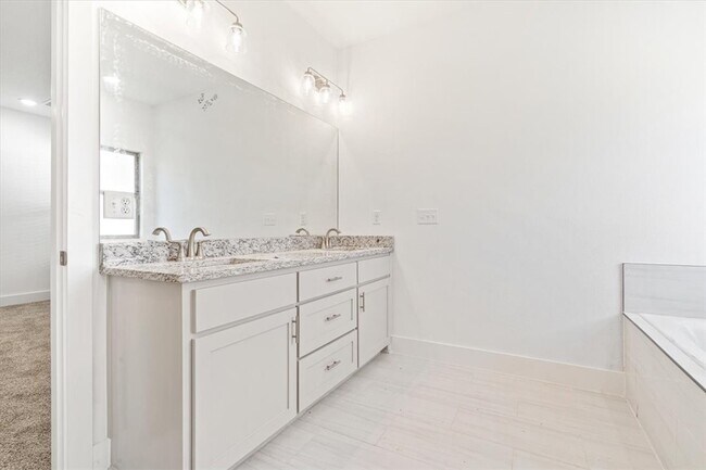 Foto del edificio - 7004 SW Basswood Ave