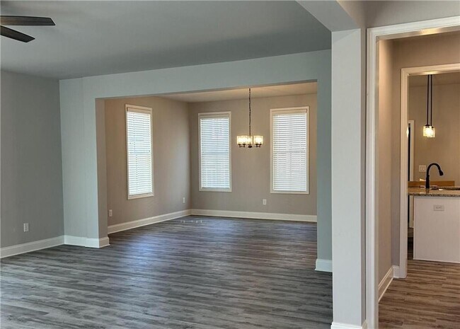 Building Photo - 1008 Flannery Row