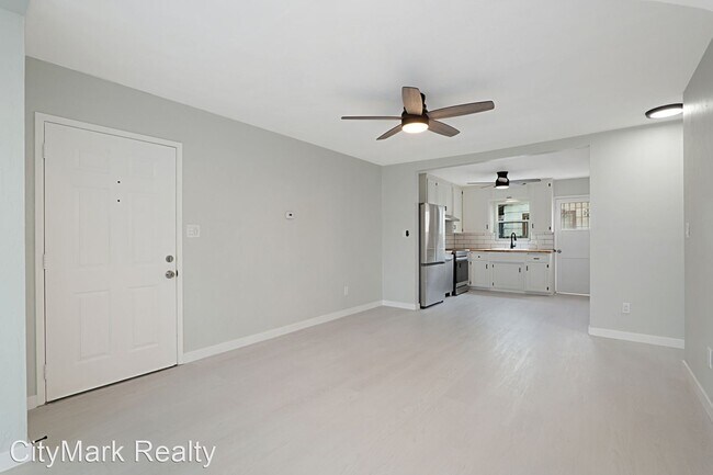 Building Photo - 2 br, 2 bath House - 5405 Olvera Ave