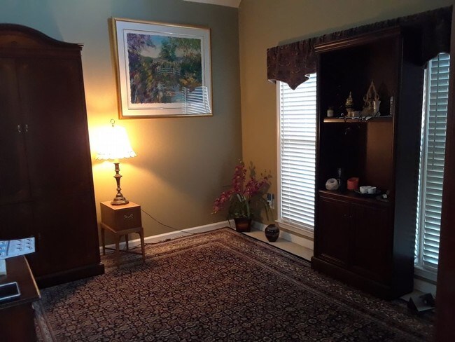 Building Photo - Beautiful Home in Hamilton Mill