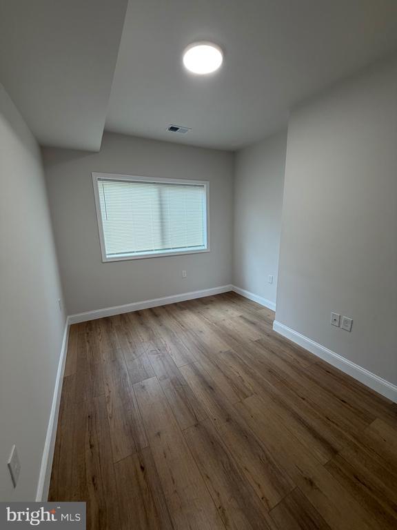 Foto del edificio - 2801 Q St SE