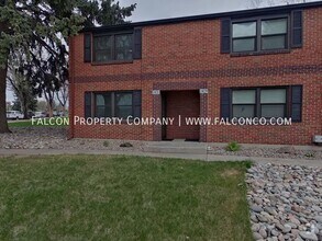 Building Photo - 2431 Paseo Rd