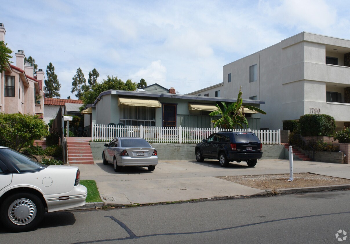 Building Photo - 1778 Diamond St