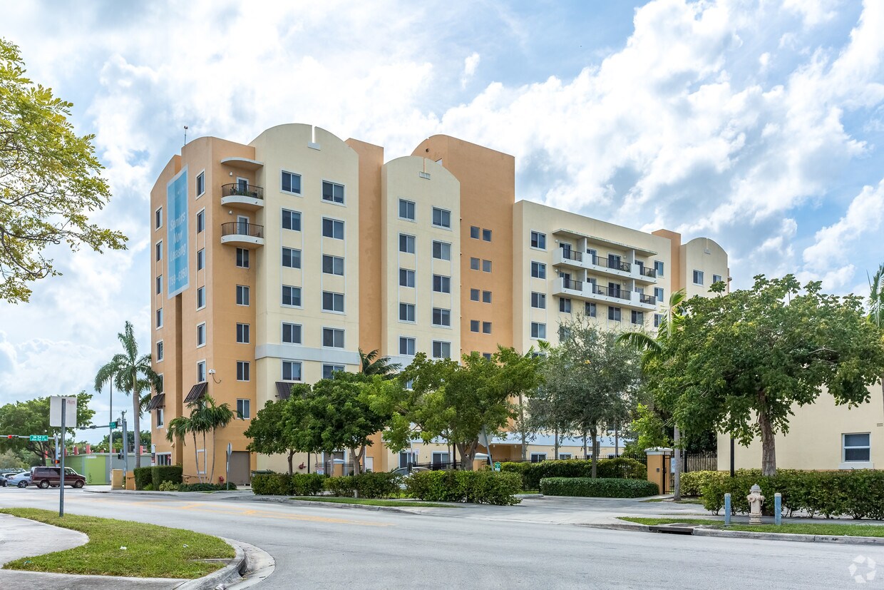 Foto del edificio - Coral Place