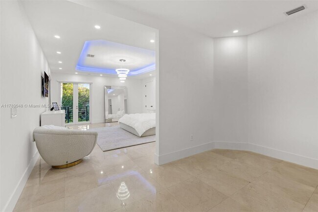 Building Photo - 6290 SW 130th Ter