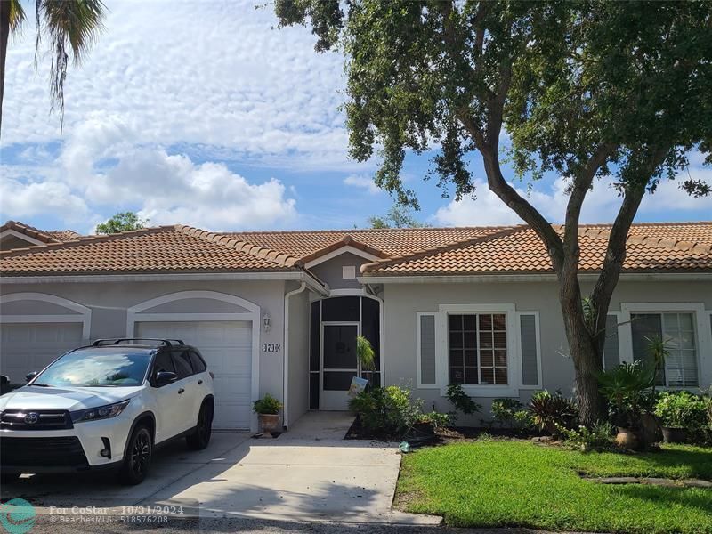 Foto principal - 4740 SW 12th Pl