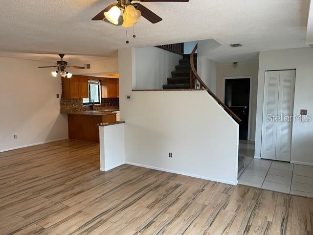 Foto del edificio - 3322 Briarwood Ln