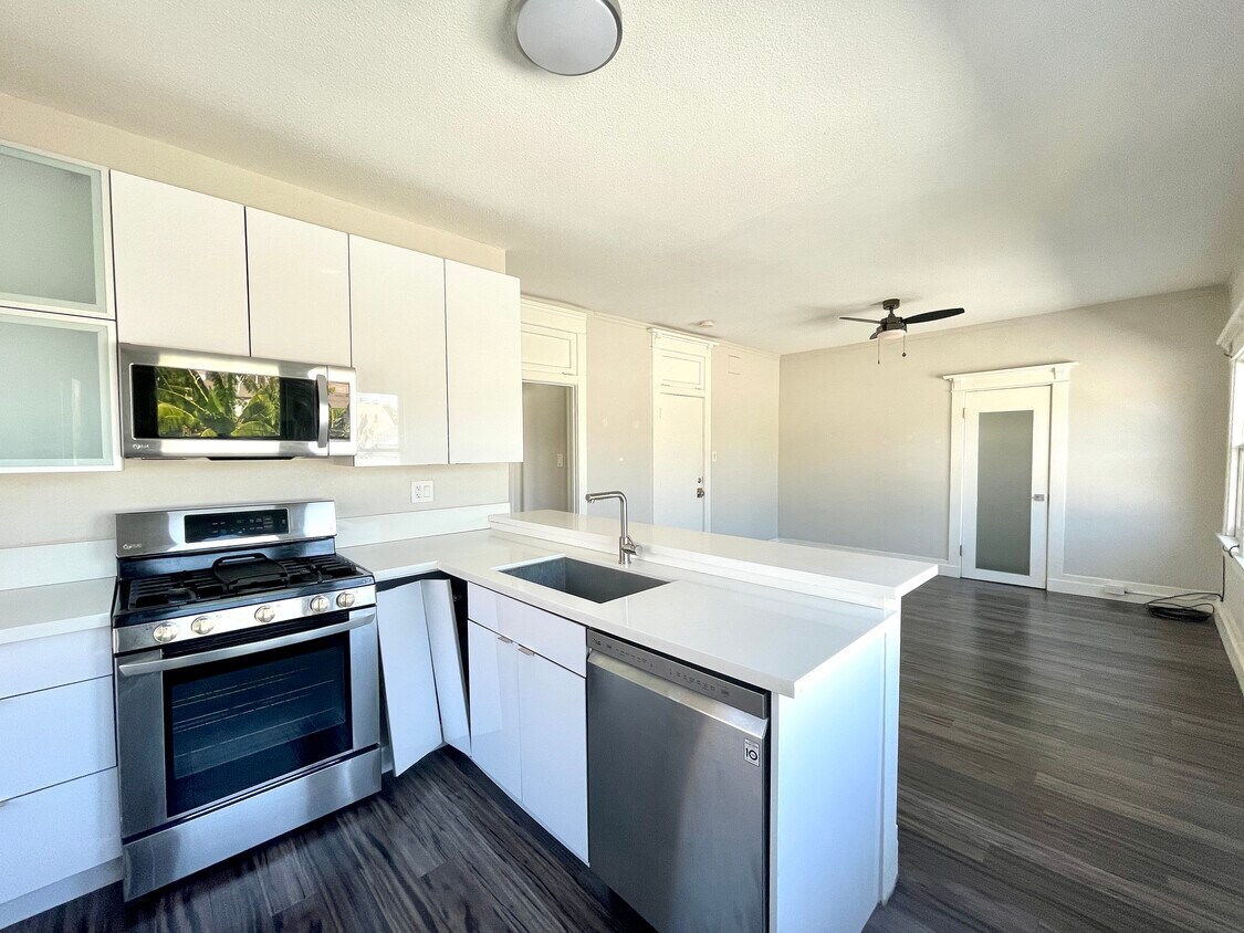 Foto principal - 2422 Sichel St