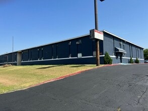 Building Photo - 1601 E Central Texas Expy