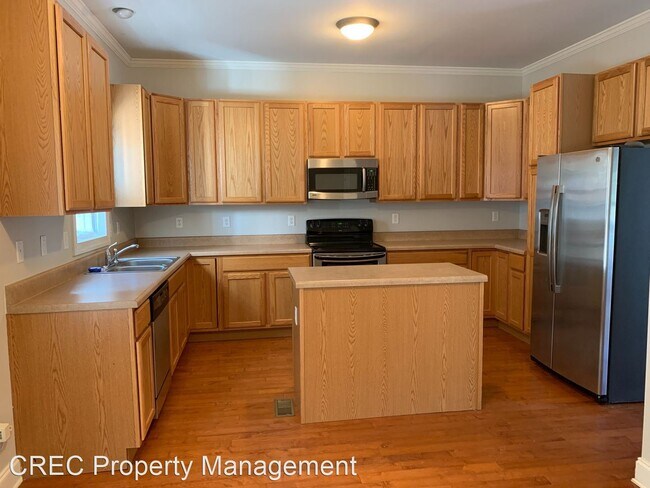 Building Photo - 3 br, 2.5 bath House - 1241 Sumner Ave  #100