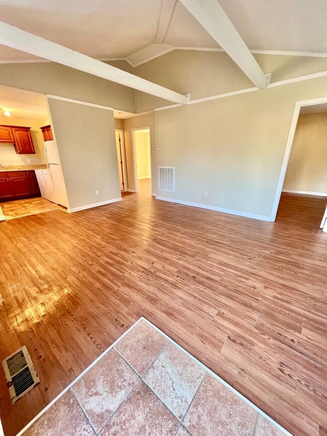 2 Bed 1 Bath in East Nashville by Shelby $... - House Rental in ...