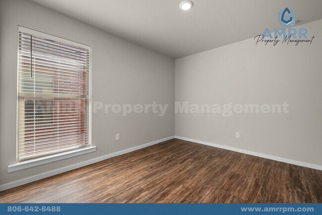 Foto del edificio - 2132 Kokomo Ave