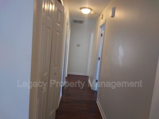 Foto del edificio - 531 S Anthony St