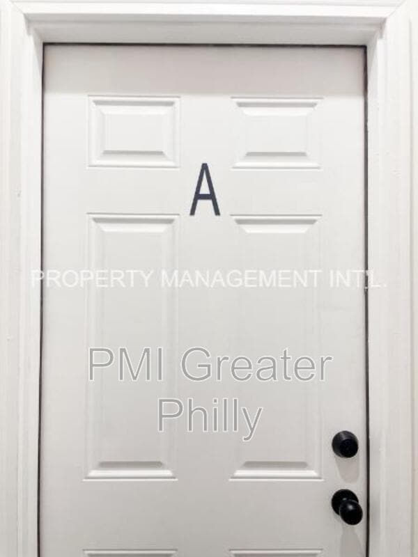 Building Photo - 521 W Westmoreland St