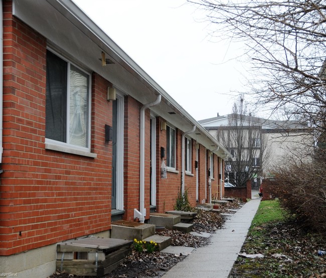 Foto del edificio - 77 W Northwood Ave