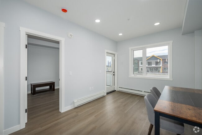 1BR, 1BA - Living Room - 450SF - Terez at Greystone