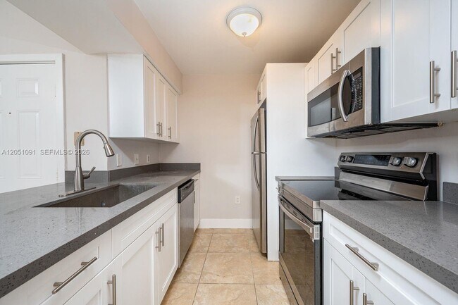 Foto del edificio - 15560 SW 104th Terrace
