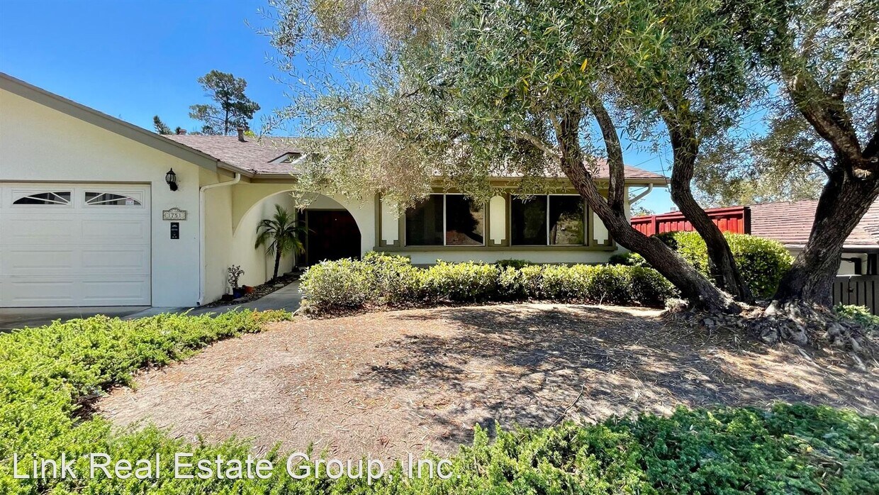Primary Photo - 3 br, 2 bath House - 1751 Southwood Dr