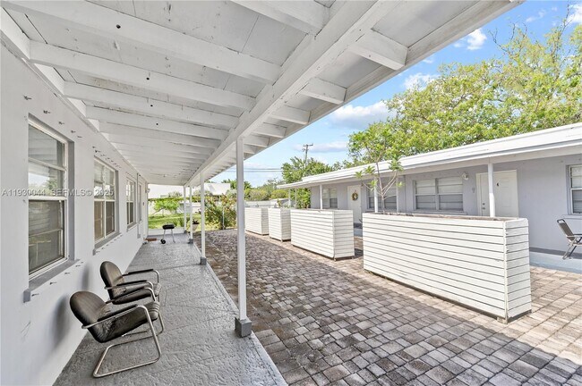 Foto del edificio - 1125 NE 5th Ave