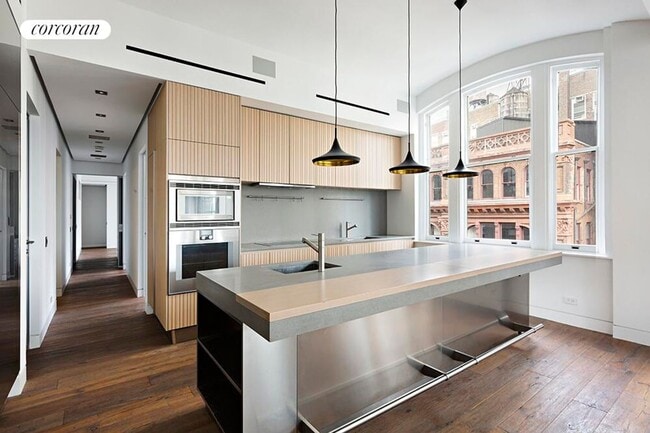 Building Photo - 172 Crosby St