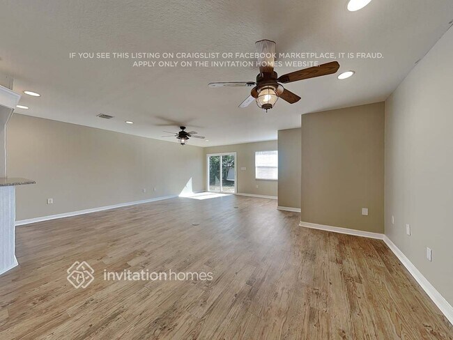 Foto del edificio - 3633 Amber Ln