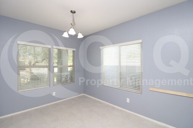 Building Photo - 2767 E Mews Rd