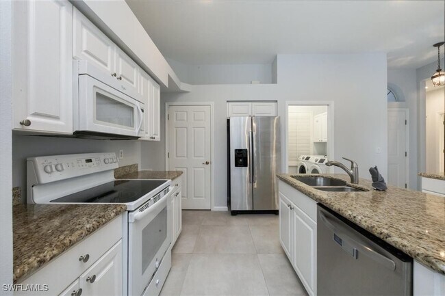 Foto del edificio - 6429 Autumn Woods Blvd