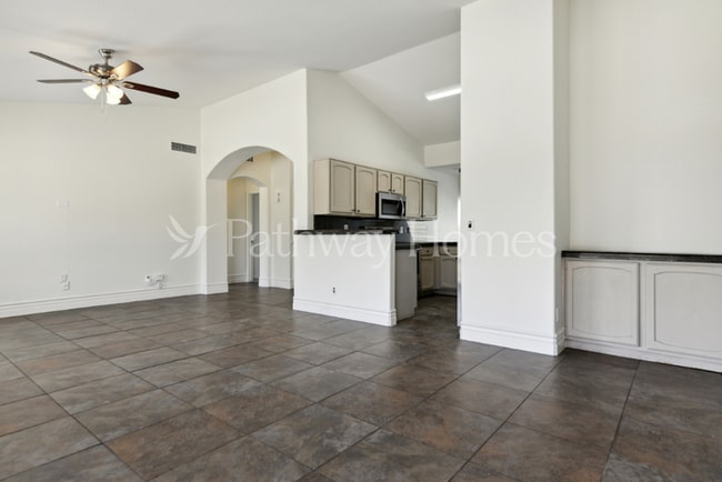 Building Photo - 7704 W San Juan Ave