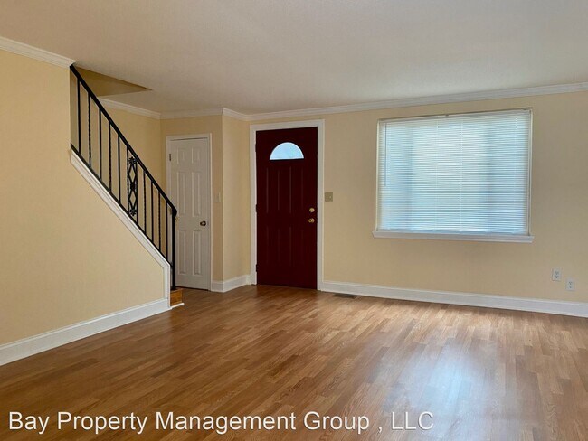 Building Photo - 3 br, 1.5 bath House - 8634 Willow Oak Rd