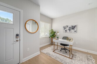 Interior Photo - Park Lamont Townhomes