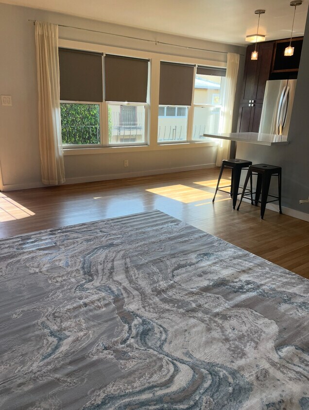 Foto principal - 2075 E Appleton St