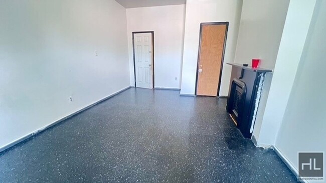 Foto del edificio - 444 Halsey St