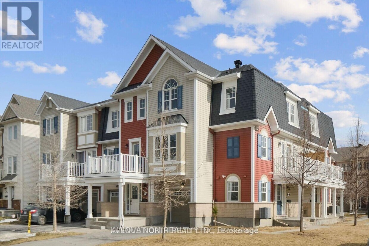 Photo principale - 613 Foxlight Cir