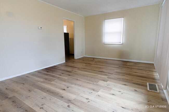 Foto del edificio - 394 W 15th St