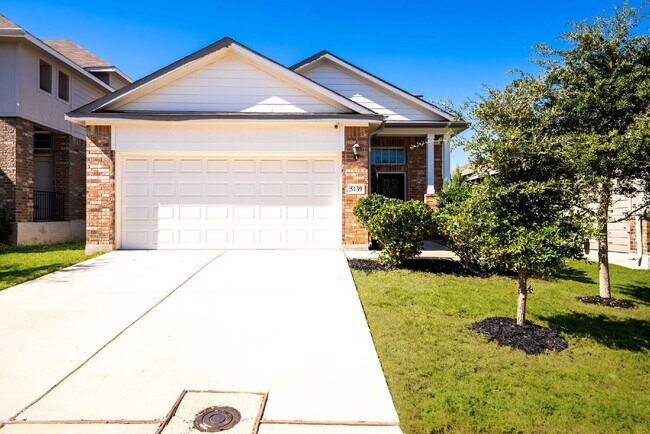 Foto del edificio - A Bright and Spacious Home Designed for Co...