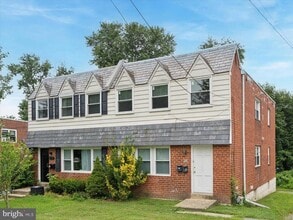 Building Photo - 421 W Jefferson St