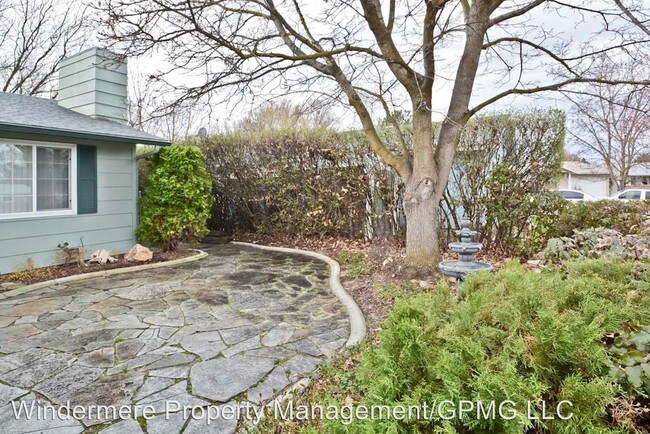 Foto del edificio - 3 br, 2 bath House - 1265 E. Victory