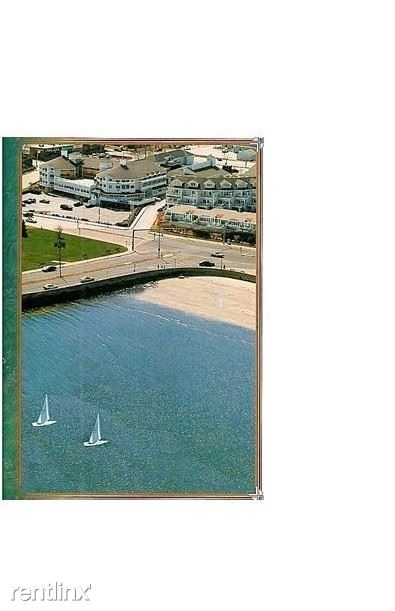 Building Photo - 2 br, 2 bath Condo - Oceanside Condominium...