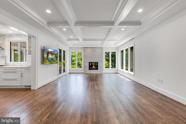 Foto del edificio - 1404 Coventry Ln