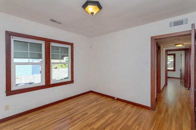 Foto del edificio - 1429-1431 Gold St