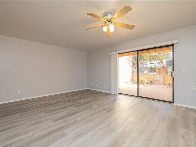 Foto del edificio - 3 Bedroom, 3 Bath $500 OFF FIRST MONTH