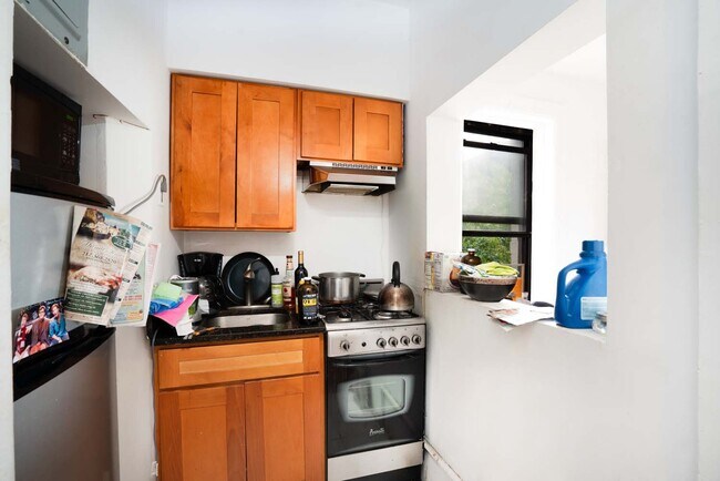 Building Photo - 401 W 148th St