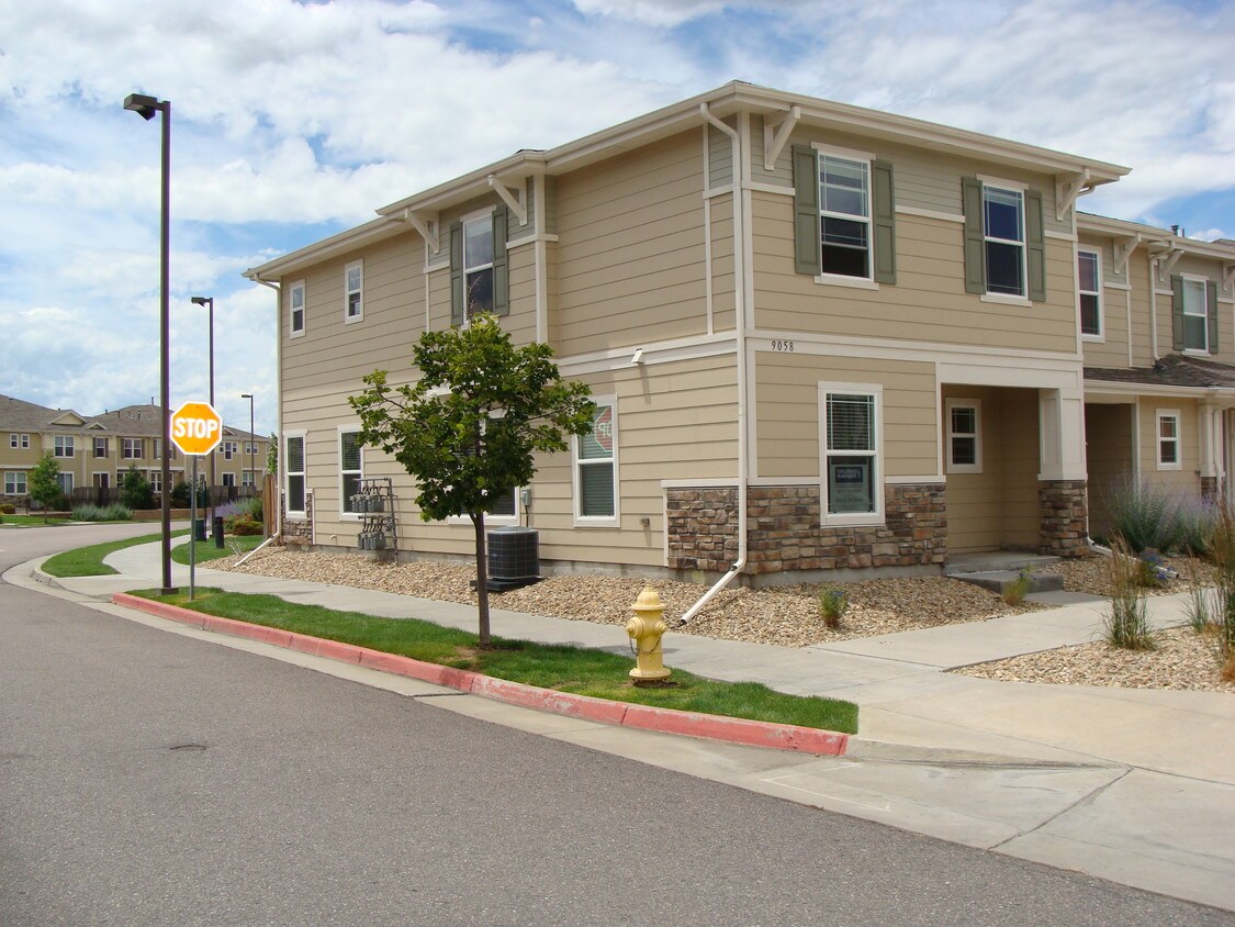9058 Apache Plume Dr, Parker, CO 80134 Townhome Rentals in Parker CO