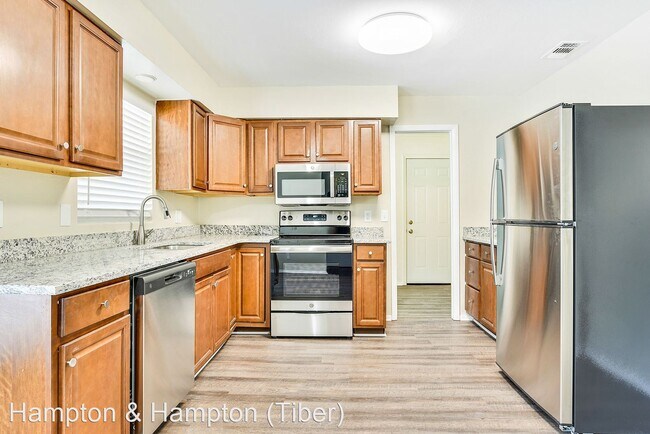 Building Photo - 5 br, 2 bath House - 3628 DATURA COURT