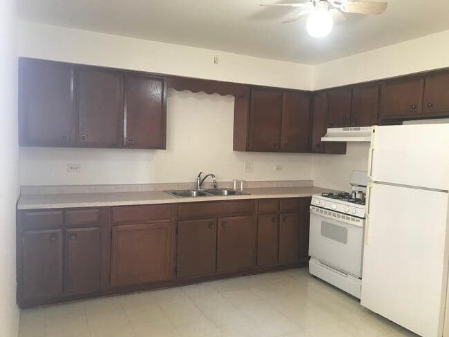 Large eat in kitchen with space for table. - 8616 47th St