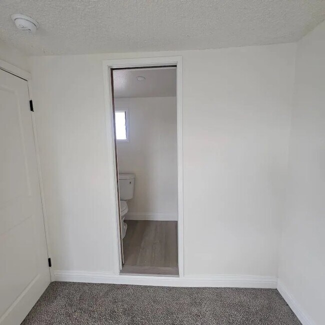 Building Photo - Unit 1/4 All Utilities Included