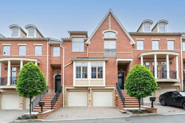 Building Photo - 17 Moorings Ln