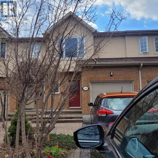 Building Photo - 238 Claridge Dr