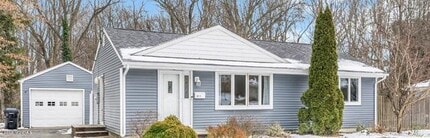 Building Photo - 39 Melrose Terrace