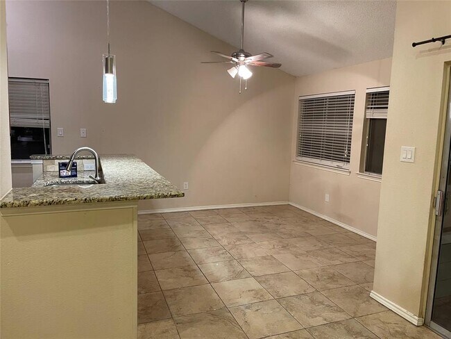 Foto del edificio - 12725 Magnolia Mound Trail